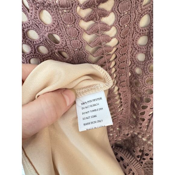 IVY CITY CO. Vera Midi Dress Mauve Mommy & Me Size Medium Eyelet Bows Romantic - Picture 8 of 8